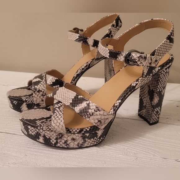Naturalizer Shoes - Naturalizer Women's Mia Heeled Sandal Size 11